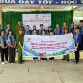 Tuổi trẻ Công an xã Hồ Đắc Kiện xung kích thực hiện Chiến dịch tình nguyện “Hành quân xanh” năm 2026