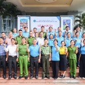 Cần Thơ: Phấn đấu 100% người dân tích hợp sổ bảo hiểm xã hội, bảo hiểm y tế lên VNeID
