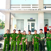 Đoàn viên, thanh niên Công an phường Thuận Hưng tích cực tham gia hiến máu tình nguyện, vì cộng đồng