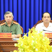 Đại tá Huỳnh Hoài Hận chỉ đạo Công an xã Long Phú tăng tốc hoàn thành nhiệm vụ năm 2026