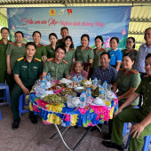 Tuổi trẻ Công an xã Trường Long phối hợp tổ chức hoạt động tri ân nhân kỷ niệm 79 năm ngày thương binh - liệt sĩ