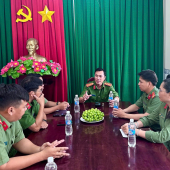 CÔNG AN XÃ TÂN LONG HỌP MẶT KỶ NIỆM 80 NĂM NGÀY TRUYỀN THỐNG LỰC LƯỢNG AN NINH NHÂN DÂN