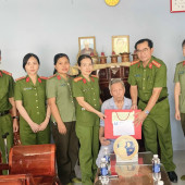 Công an xã Mỹ Tú hướng tới ngày Thương binh - Liệt sỹ 27/7: Uống nước nhớ nguồn - Trách nhiệm và nghĩa tình trong thực hiện chính sách ưu đãi người có công với cách mạng