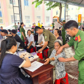 Công an phường Tân An ra quân cao điểm thu nhận mẫu ADN thân nhân liệt sĩ, góp phần xác định danh tính các anh hùng liệt sĩ
