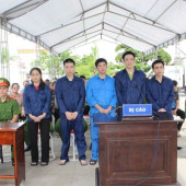 Xét xử lưu động đường dây mua bán, tổ chức sử dụng ma túy: 5 bị cáo lĩnh án nghiêm khắc