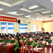 Công an xã Đại Hải tổ chức hội nghị đối thoại giữa đảng ủy, ban chỉ huy Công an xã với cán bộ, chiến sĩ và lực lượng tham gia bảo vệ an ninh, trật tự ở cơ sở