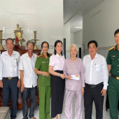 Công an xã Trường Long Tây phối hợp tổ chức các hoạt động đền ơn đáp nghĩa, uống nước nhớ nguồn nhân kỷ niệm các ngày lễ lớn của dân tộc