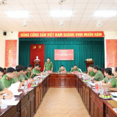 Sơ kết phong trào thi đua “Vì an ninh Tổ quốc”: Cụm thi đua số 12 tạo động lực bứt phá 6 tháng cuối năm