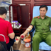 CÔNG AN XÃ ĐÔNG HIỆP: SẺ CHIA GIỌT MÁU HỒNG - LAN TỎA TINH THẦN “VÌ NHÂN DÂN PHỤC VỤ”