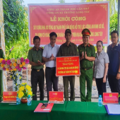 Trường Long Tây: trao máy ấm – trọn nghĩa tình