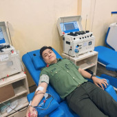 Vượt hơn 50km trong mưa, cán bộ Công an xã Hỏa Lựu hiến tiểu cầu cứu người bệnh