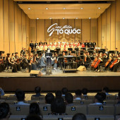 Chương trình hòa nhạc "Giai điệu Tổ quốc"