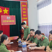 CÔNG AN XÃ THỚI HƯNG TỔ CHỨC KẾT NẠP ĐẢNG VIÊN MỚI