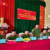 Công an xã Đông Thuận tổ chức đối thoại với cán bộ, chiến sĩ