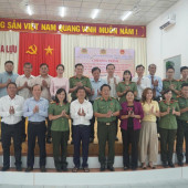 Nghĩa tình tháng Tám - Vì Nhân dân phục vụ