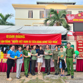 Công an phường Tân An chung tay lan tỏa tinh thần ưu tiên dùng hàng Việt Nam