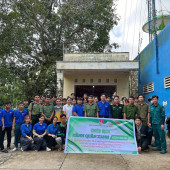 Tuổi trẻ Công an xã Long Hưng phối hợp ra quân thực hiện chiến dịch “hành quân xanh”