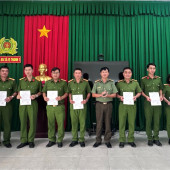 Công an xã Vị Thanh 1 tổ chức Lễ công bố các Quyết định về công tác cán bộ
