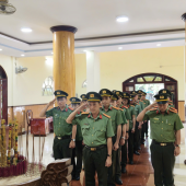 Giáo dục truyền thống cách mạng qua hoạt động tham quan Bảo tàng Quân khu 9