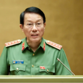Bộ trưởng Lương Tam Quang trình Quốc hội dự án Bộ luật Hình sự và Luật Tổ chức cơ quan điều tra hình sự (sửa đổi)