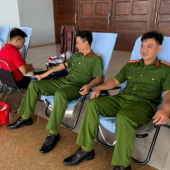 Công an phường Đại Thành tham gia hiến máu tình nguyện đợt 2 năm 2026