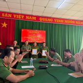Công an xã Phú Hữu công bố quyết định của Giám đốc Công an thành phố về tiếp nhận và phân công học viên