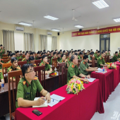 Công an thành phố khai giảng lớp huấn luyện định kỳ nghiệp vụ chữa cháy và cứu nạn, cứu hộ 6 tháng cuối năm 2026
