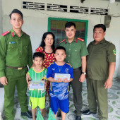 Ấm áp tình quân dân – lan tỏa yêu thương nhân dịp Quốc khánh 02/9