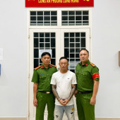 Công an phường Ngã Bảy phối hợp bắt, bàn giao đối tượng, đưa vào cai nghiện bắt buộc