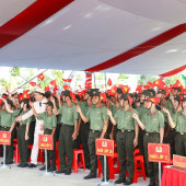 Tiếng trống khai trường đầu tiên dưới mái Trường Văn hóa Công an nhân dân III