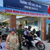 Công an xã Tân Hòa bảo đảm an ninh, trật tự, an toàn ngày khai giảng năm học 2026 - 2027