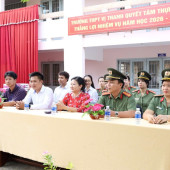 Công an thành phố Cần Thơ đồng hành cùng học sinh trường THPT Vị Thanh