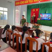 Tuổi trẻ Công an phường Ngã Năm chung tay tuyên truyền phòng, chống ma túy trong học đường