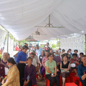 Công an xã Đại Ngãi đồng hành, hỗ trợ người dân trong khám sức khỏe định kỳ năm 2026