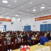 Công an xã Đại Ngãi đồng hành cùng thiếu nhi có hoàn cảnh khó khăn vui Tết Trung thu