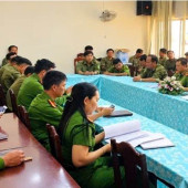 Công an xã Phú Lộc công bố Quyết định điều động,  luân chuyển cán bộ trong nội bộ công an xã