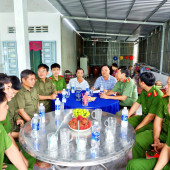 Công an xã Tân Bình tổ chức Lễ bàn giao 06 căn nhà trong Chương trình 1000 căn nhà do Công an thành phố Cần Thơ vận động