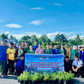Công an xã Nhu Gia hưởng ứng “Tết trồng cây năm 2026 - Vì một Việt Nam xanh” do Bộ Công an phát động