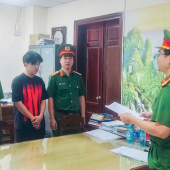 Khởi tố, bắt tạm giam đối tượng buôn bán gần 3.600 sản phẩm thuốc lá điện tử