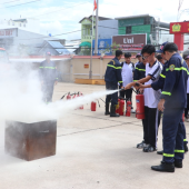 Trang bị “kỹ năng sống còn” cho học sinh trước nguy cơ cháy, nổ