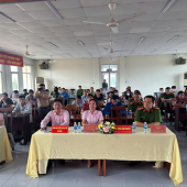 Tổ chức tuyên truyền pháp luật, tư vấn việc làm, hỗ trợ vay vốn cho người tái hòa nhập cộng đồng.