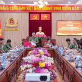 Công an TP Cần Thơ tiếp Đoàn kiểm tra công tác quản lý xuất nhập cảnh của Bộ Công an