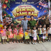 CÔNG AN XÃ VĨNH HẢI TỔ CHỨC “ĐÊM HỘI TRĂNG RẰM 2026”: RỘN RÀNG TIẾNG CƯỜI TRẺ THƠ, ẤM ÁP TÌNH QUÂN DÂN CƠ SỞ