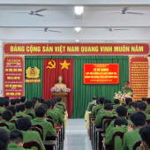 Đảng bộ Công an thành phố tổ chức Lễ Bế giảng lớp bồi dưỡng lý luận chính trị dành cho đảng viên mới năm 2026