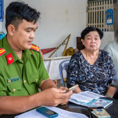 Công an phường Hưng Phú: Chuyển đổi số xuất phát từ lợi ích của người dân