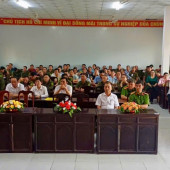 Công an xã Đông Phước tổ chức kiện toàn lực lượng tham gia bảo vệ an ninh, trật tự ở cơ sở.