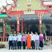 Thăm, chúc mừng nhân dịp lễ Sene Dolta tại xã An Lạc Thôn