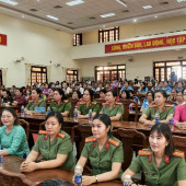 Tuyên dương các tập thể, cá nhân phụ nữ Công an thành phố nhân gặp mặt kỷ niệm 96 năm thành lập Hội Liên hiệp Phụ nữ Việt Nam