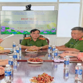 Công an phường Mỹ Quới họp mặt kỷ niệm Ngày phụ nữ Việt Nam 20/10