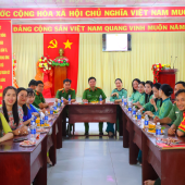 Công an xã Thạnh Hòa họp mặt kỷ niệm Ngày Phụ nữ Việt Nam 20/10